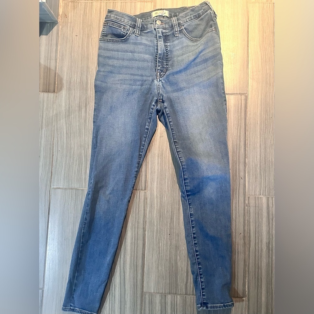 Madewell Roadtripper Skinny Jeans
Size 28